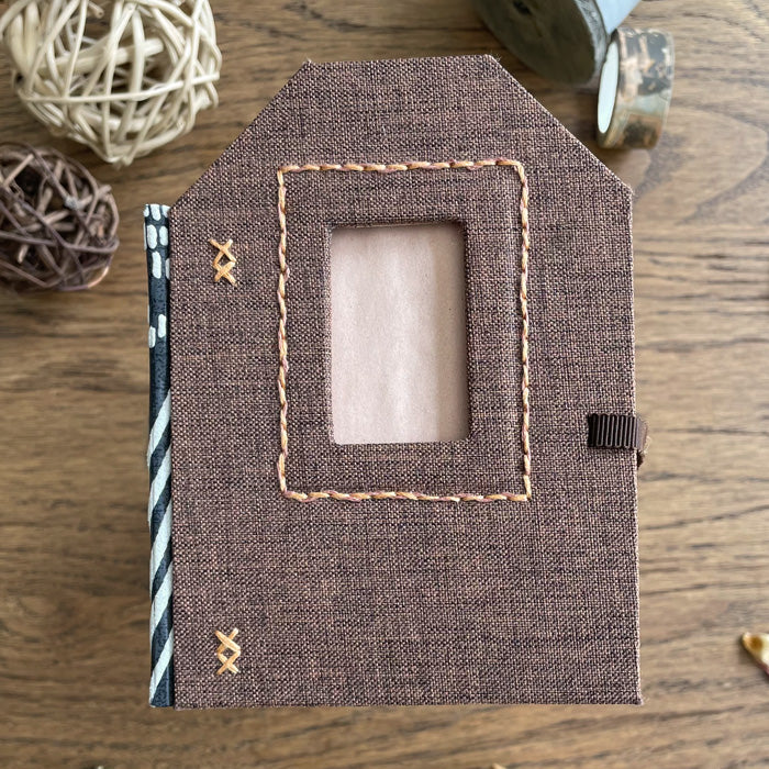 Houses A6 - Brown