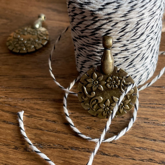Thread Cutter Pendant