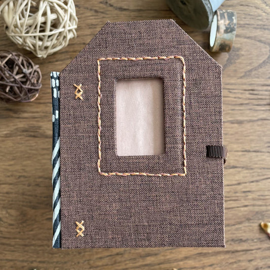 Houses A6 - Brown